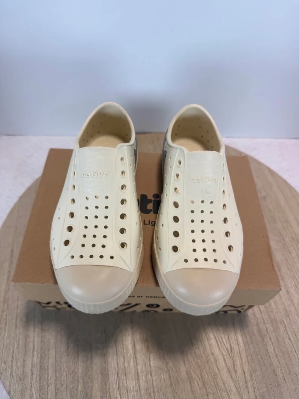 Native Jefferson Block Kids C12 Bone White Slip On Shoes New w/ Box